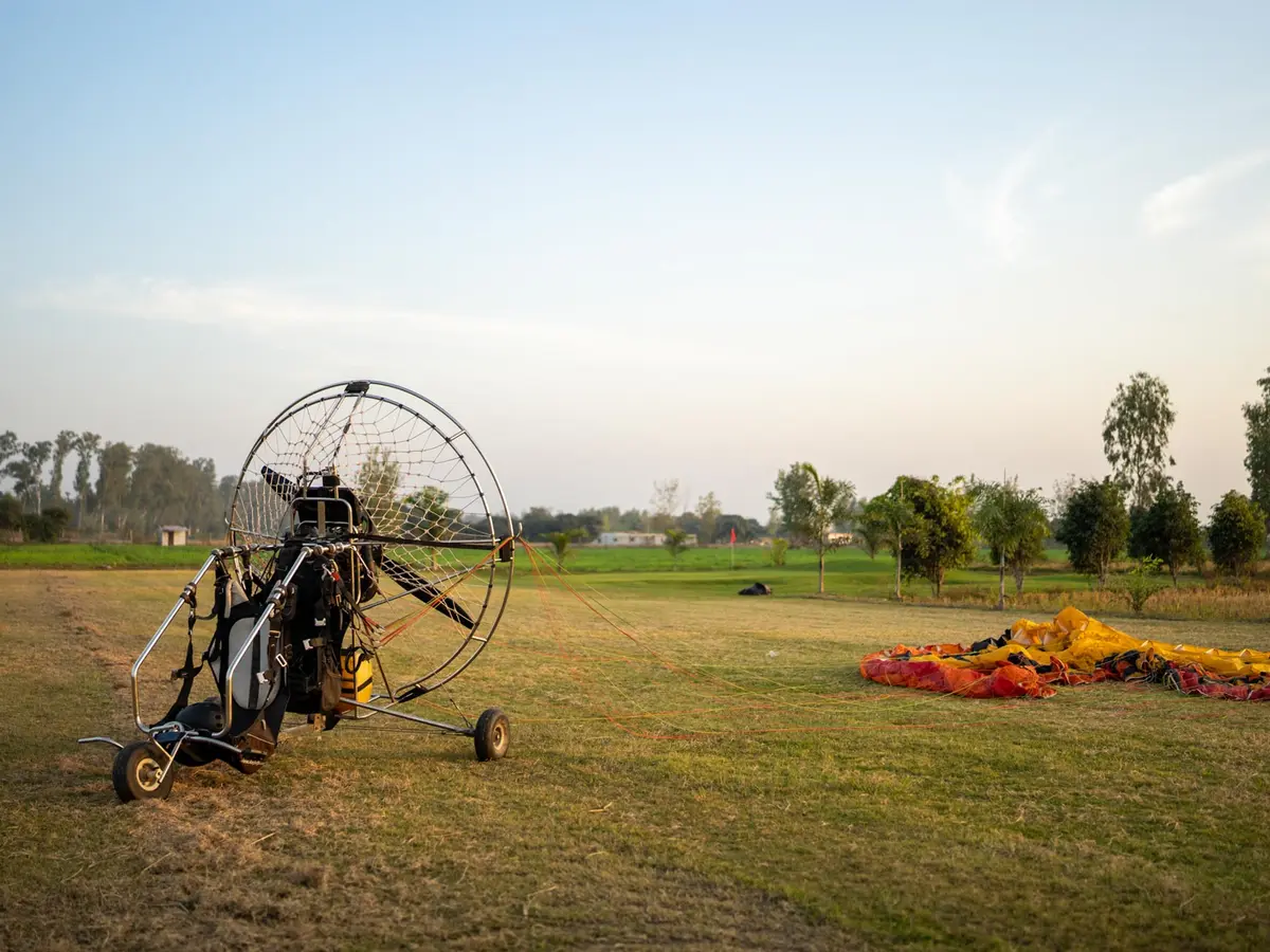The Homestead - Adventure sport - paragliding