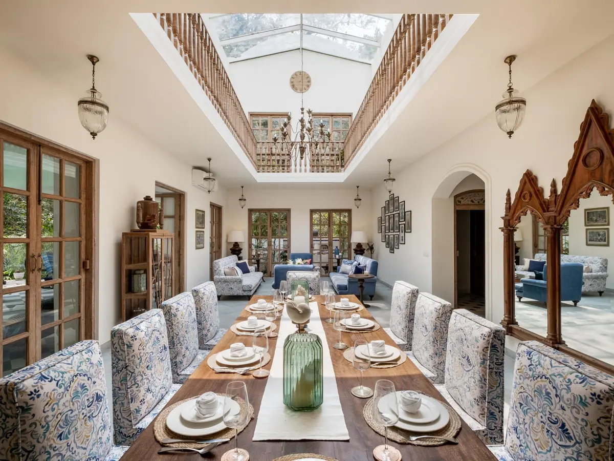 Igreha - Villa F - Dining area