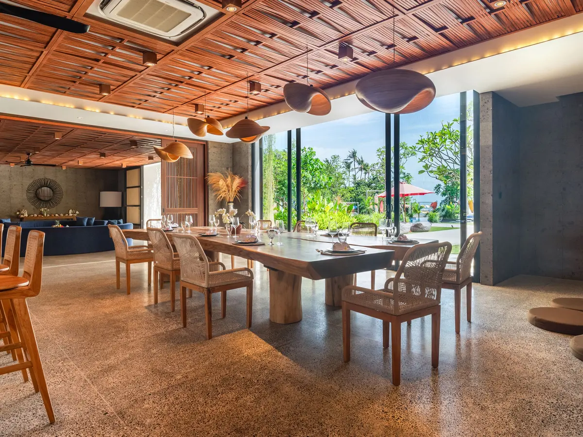 Elite Havens - Kiss Bali Beach Residence - Bali -  Indonesia - Spacious dining area