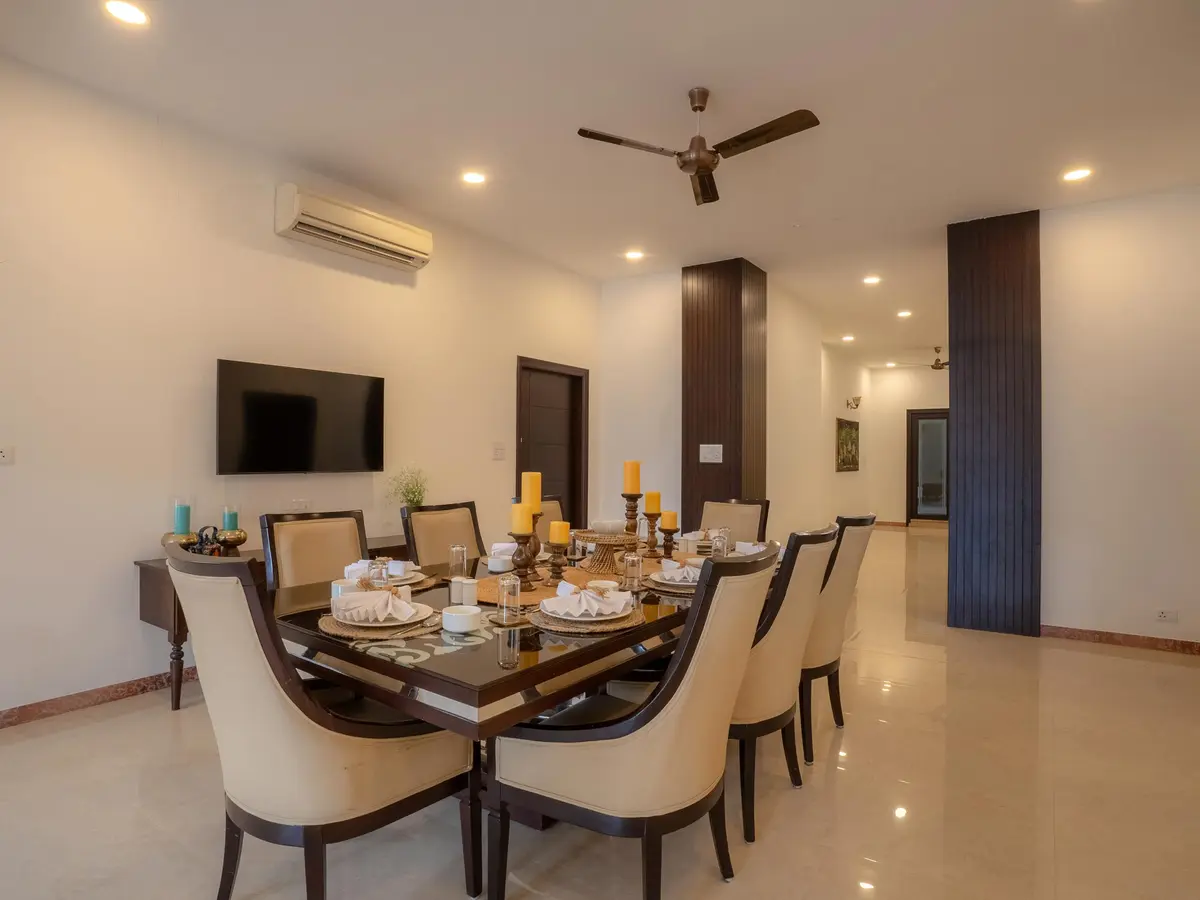 Family Dining - Morbaugh at Kothari Gadh | Villa in Jaipur