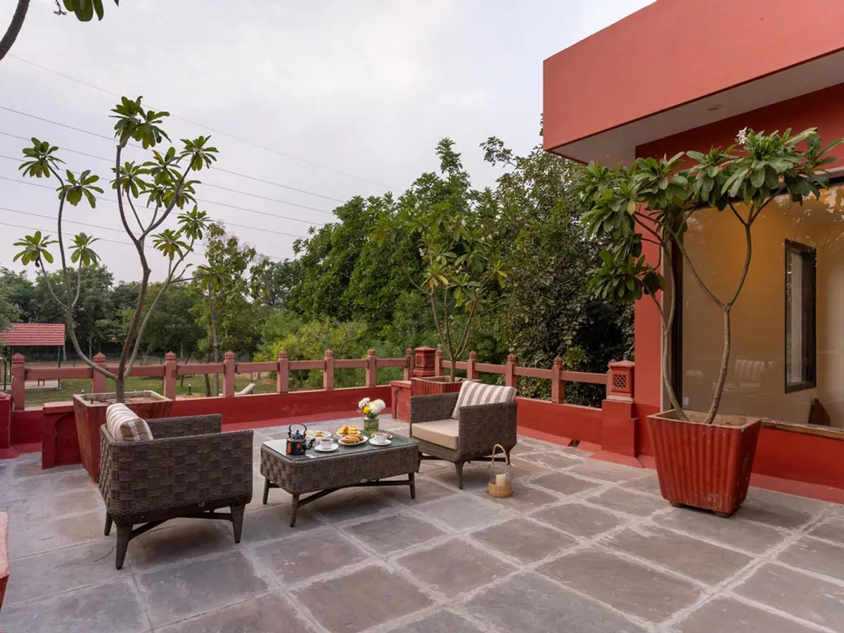 Outdoor Dining spots - Morbaugh at Kothari Gadh | Villa in Jaipur