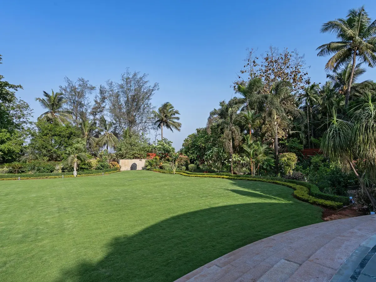 Villa Lani - Lawn