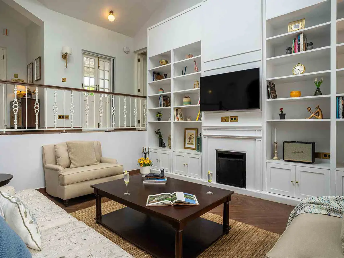 Landsdowne - Living Area 1