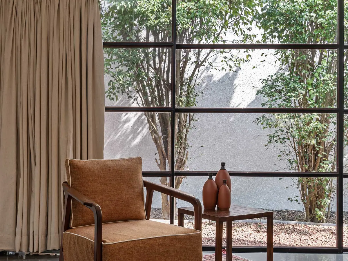 Laterite House - Bedroom Seating