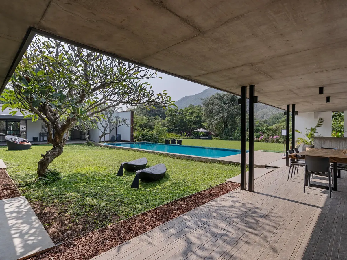 Laterite House - Outdoor Area