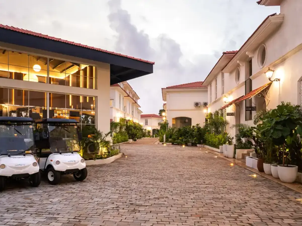 Cart Service | Moira Villa 12