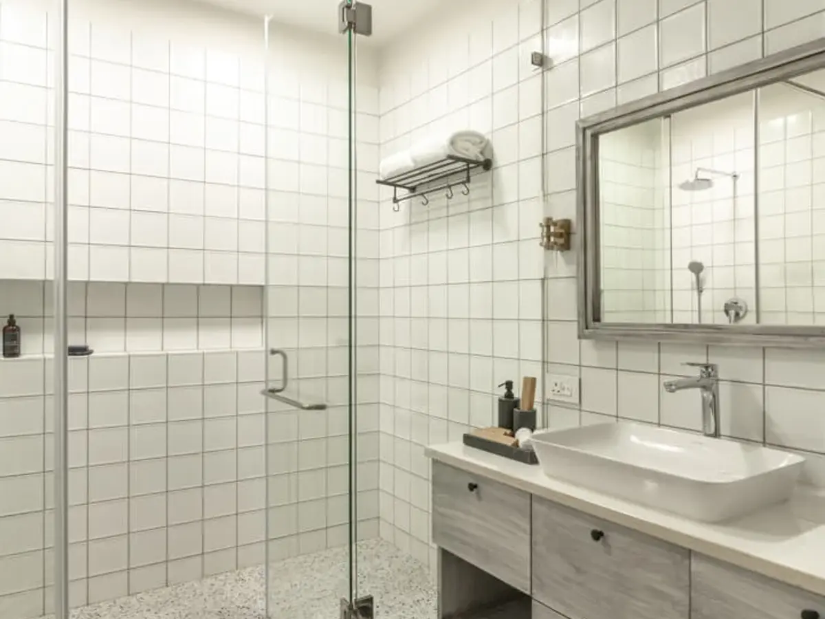 Luxury Bathroom | Moira Villa 4