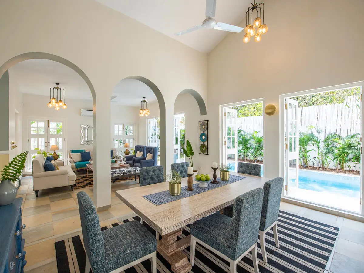 Monforte - Villa B -  Dining and Living Area