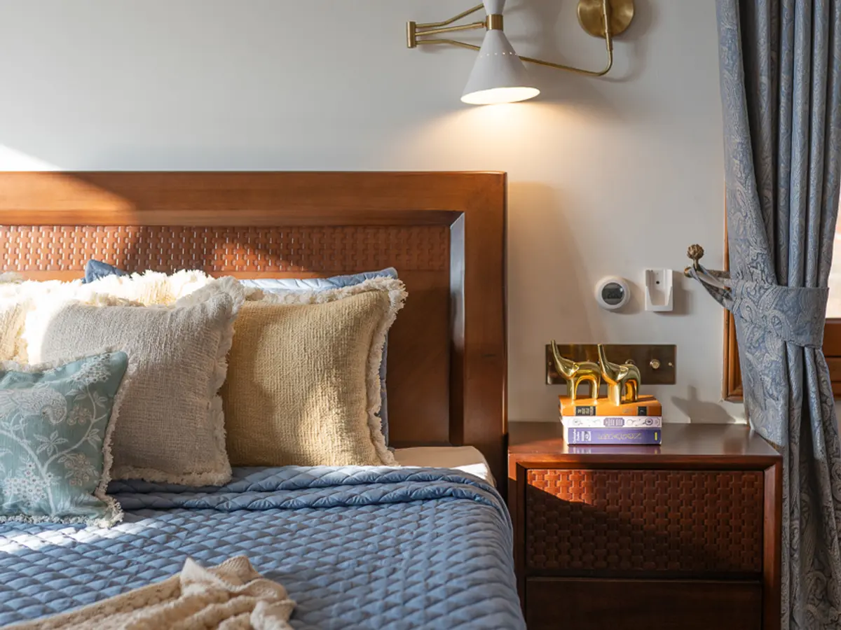 Rooms with Mountain Views | Noor, Srinagar by Lohono Stays
