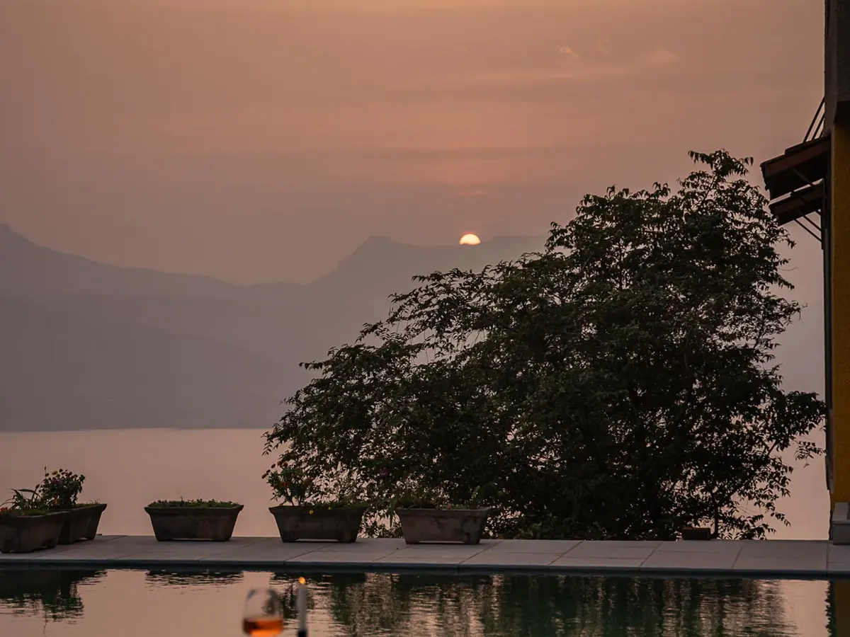 Om Anantha - Infinitum - Poolside