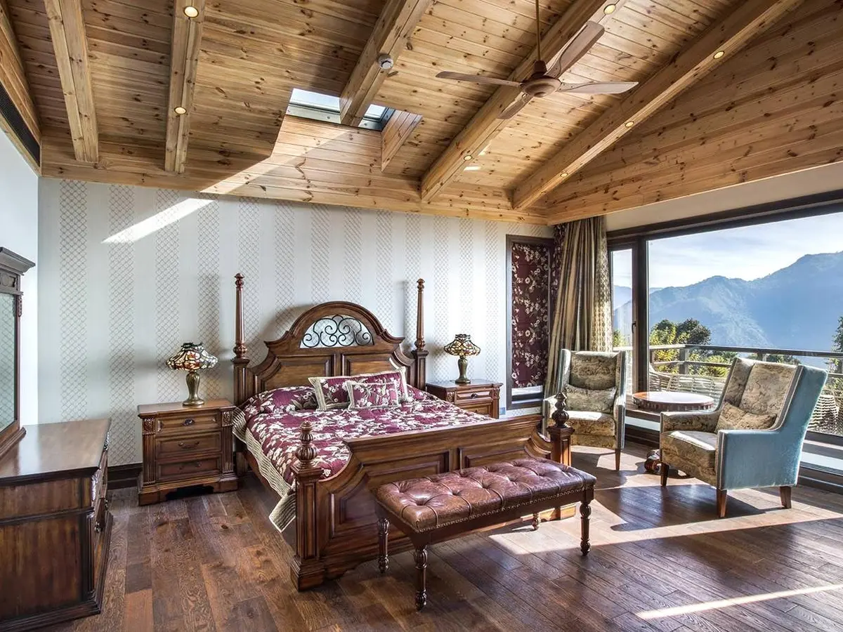 Amayaah - Rajasi Villa - Peacock (Master Bedroom)