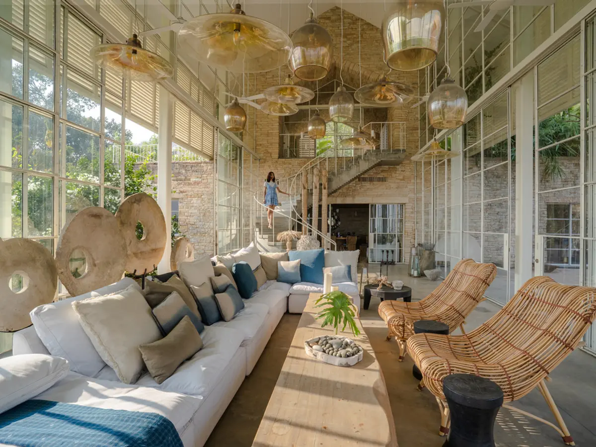 The Ray Villa - Living Room