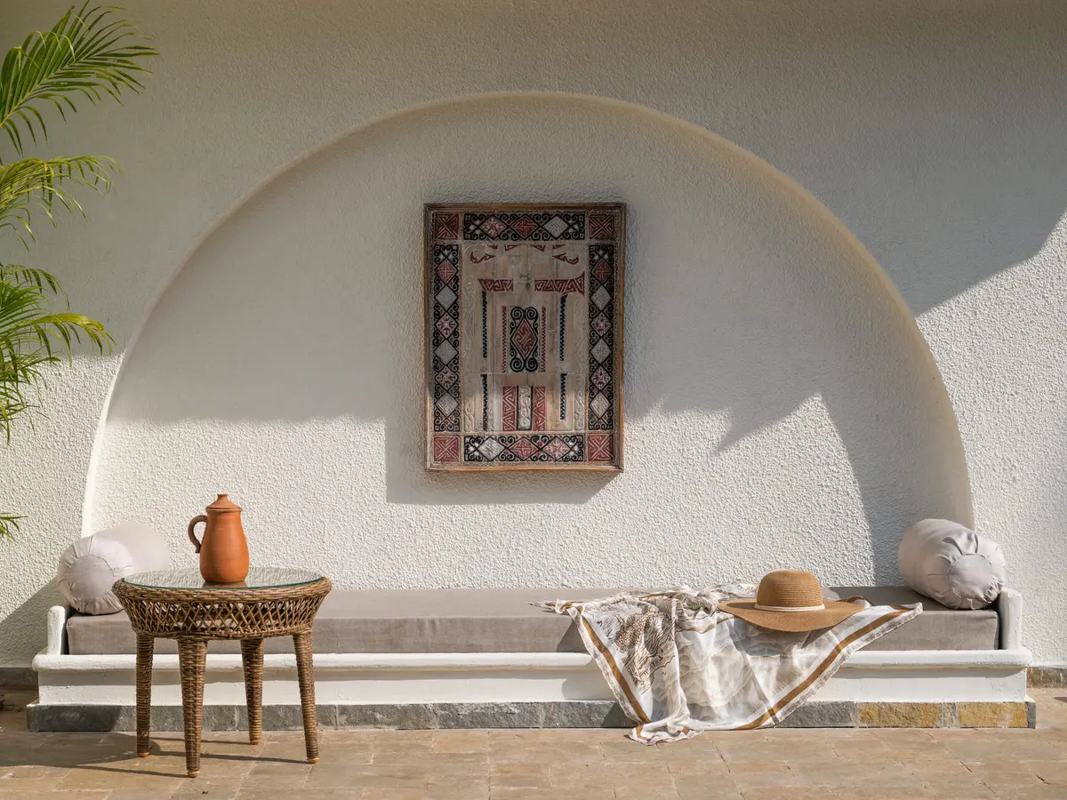 Poolside Seating - Regato E Villa in Goa | Lohono Stays