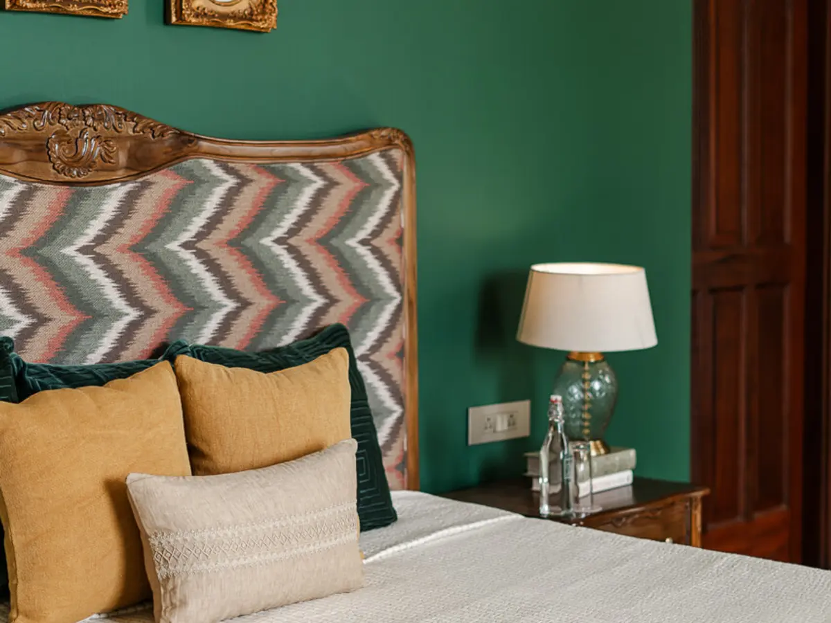 Luxury Bedroom 6 - Sacri Borod Hill 4 by Lohono