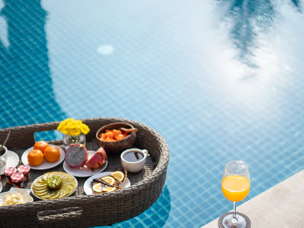 Floating Breakfast - Sacri Borod Hill 4 by Lohono Stays