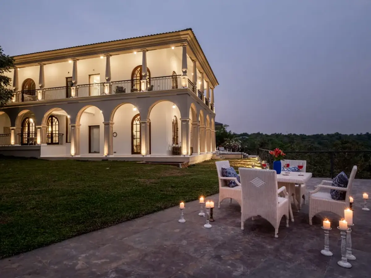 Sacri Borod Hill 5 - Facade