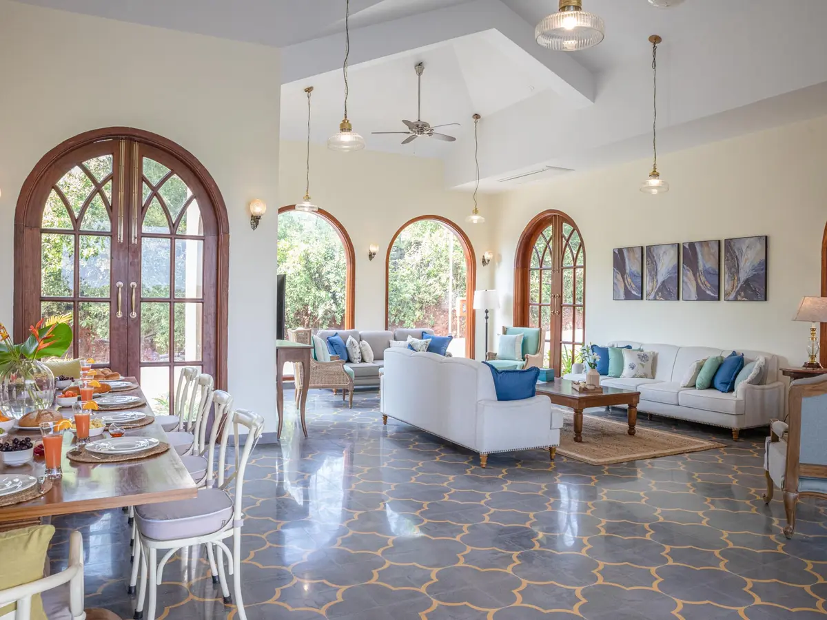 Sacri Borod Hill 8 - Living Area