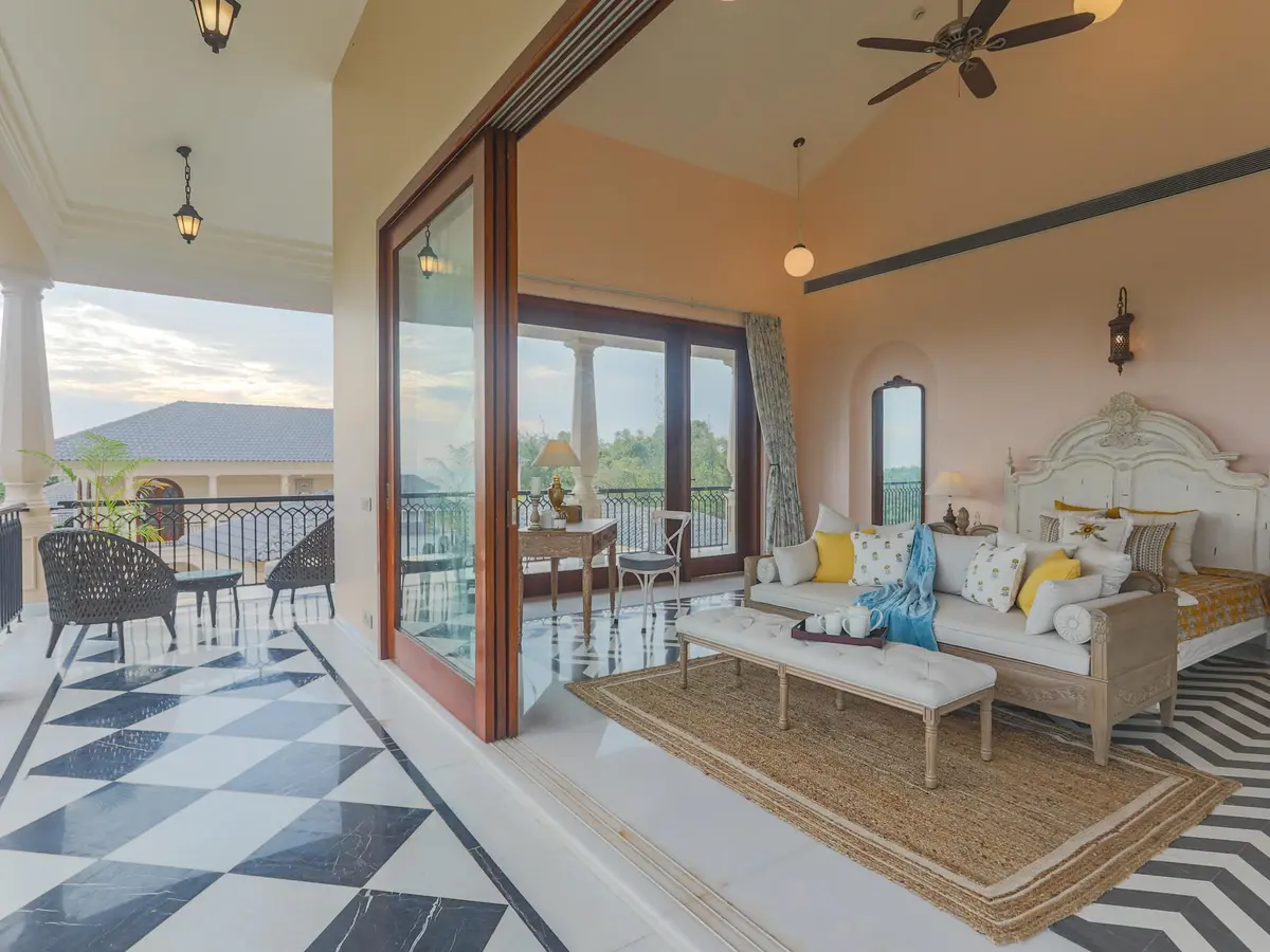 /bedroom-with-balcony.jpeg