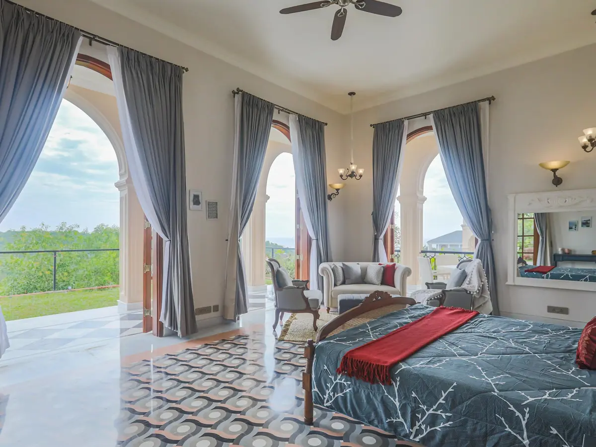Sacri Borod Hill 9 - Bedroom2 Outside View