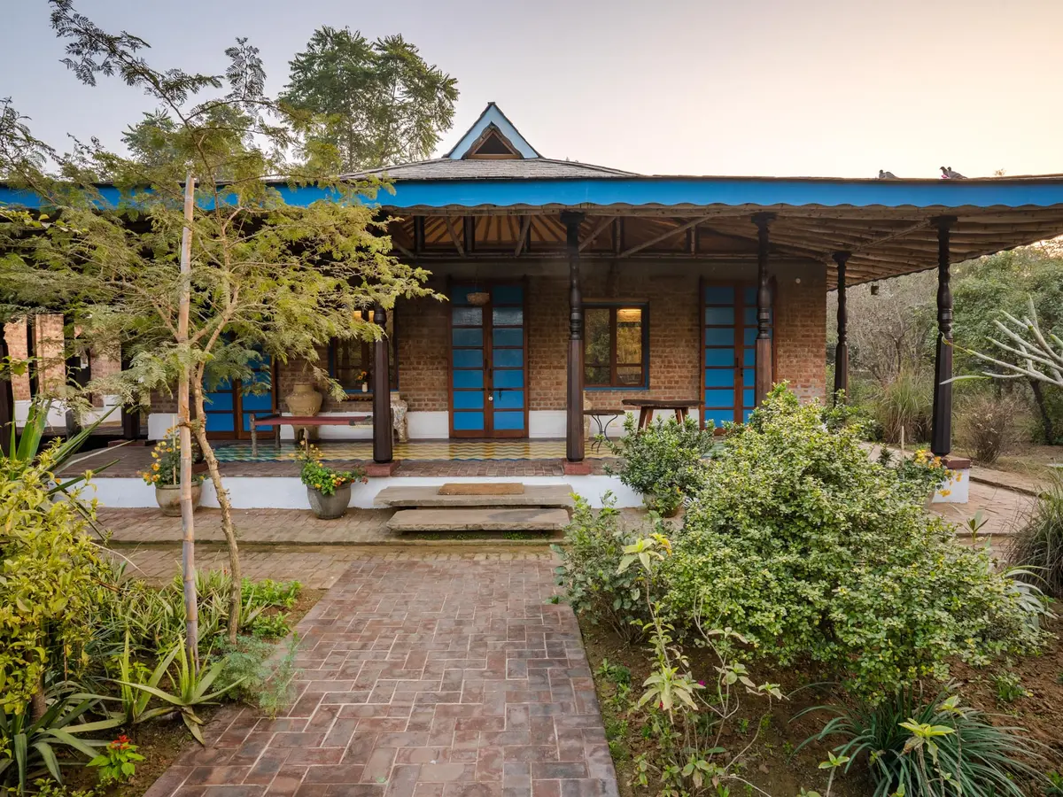 Bamboo House - Facade