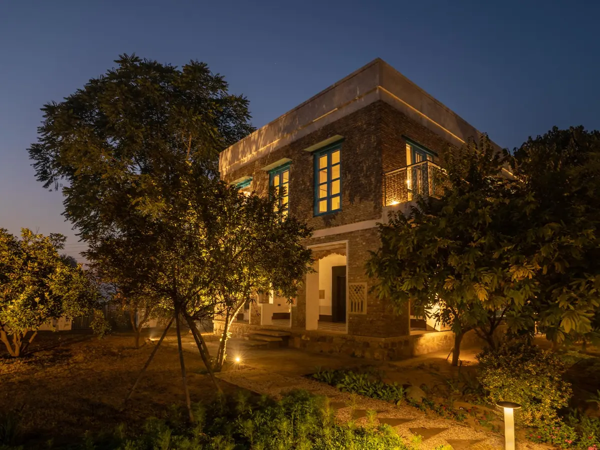 Library - Facade