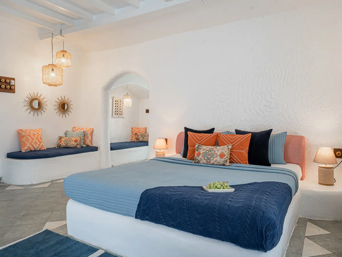 5 Bedroom Villa in Alibaug | Villa Santorini 