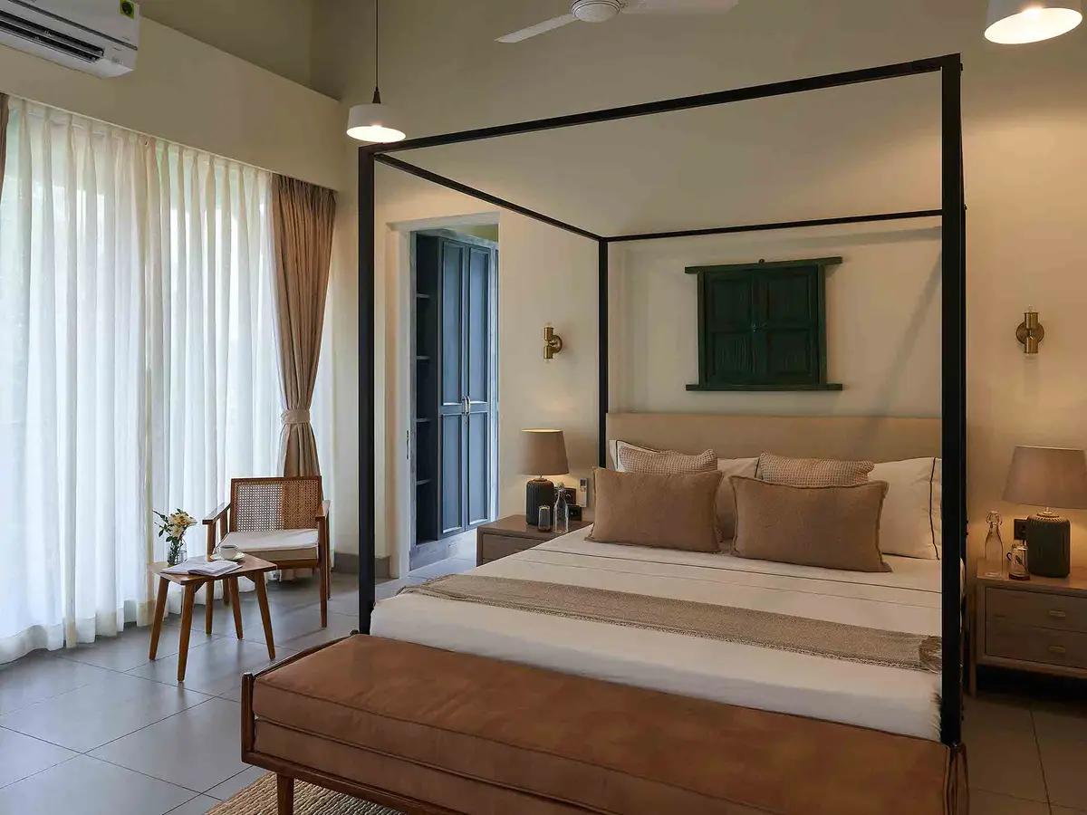Master Bedroom with Amenities - Sienna | Lohono Stays