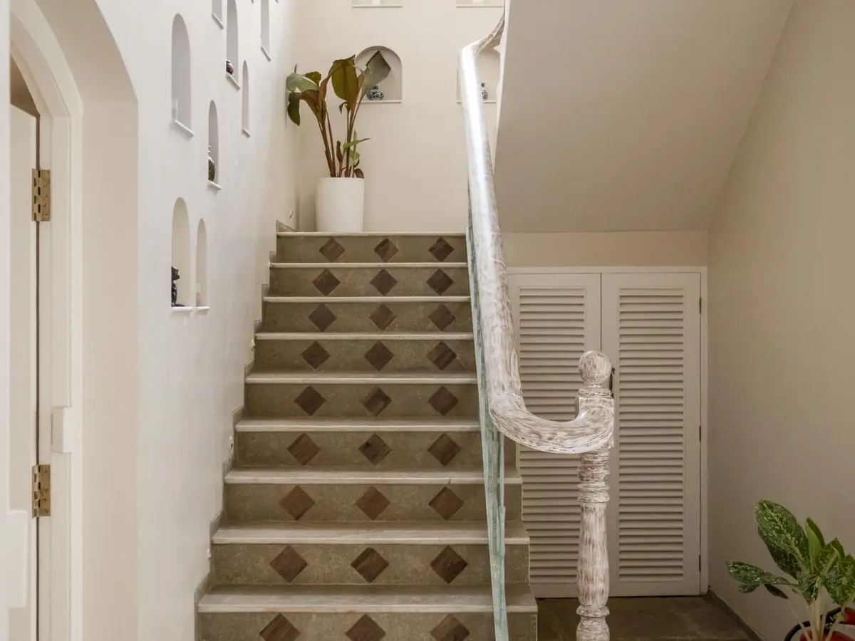 Silvio - Villa D - Stairway