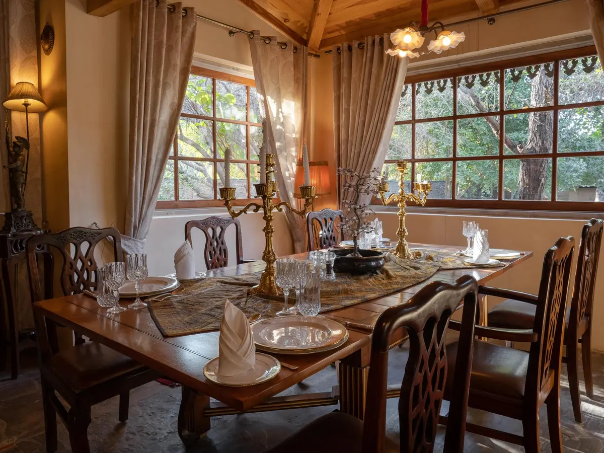 Srinivas - The Royal Residence - Outhouse Dining area
