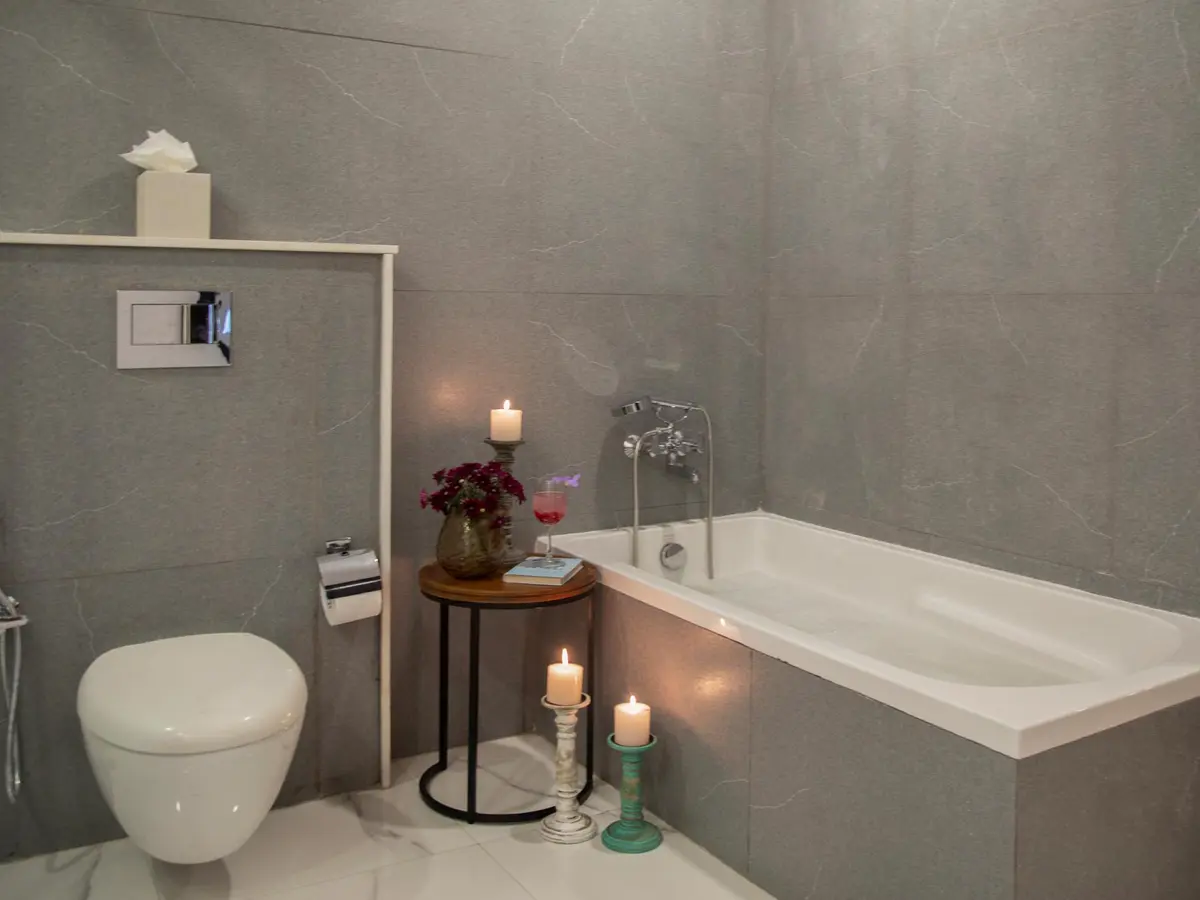 Villa Supan - Bathroom with tub