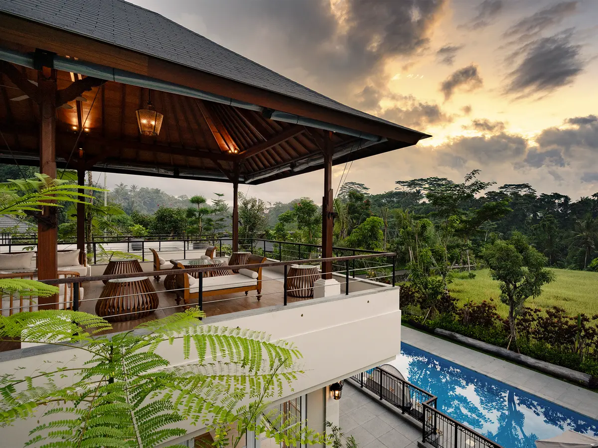 Pala Ubud - Villa Sanghyang - Breezy terrace overlooking the paddy fields