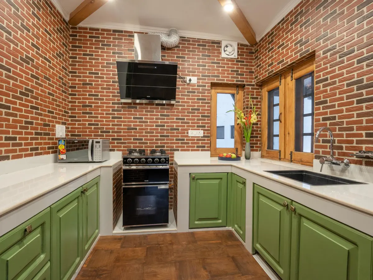 Zaznar - The White House - Kitchen