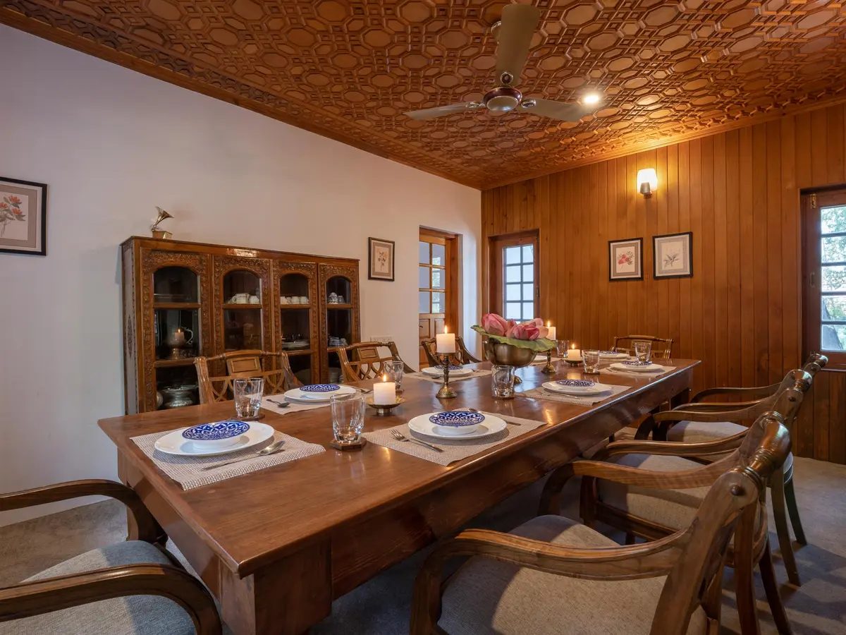Zaznar - The White House - Dining room