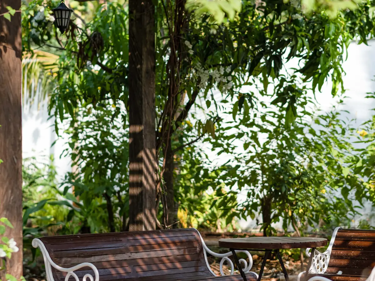 Villa Amber - Outdoor Bench