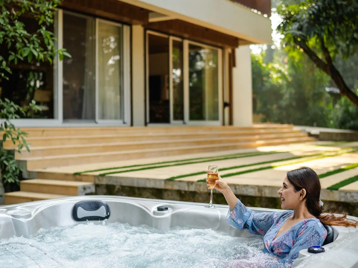 Riverside Jacuzzi near Mumbai - Athini