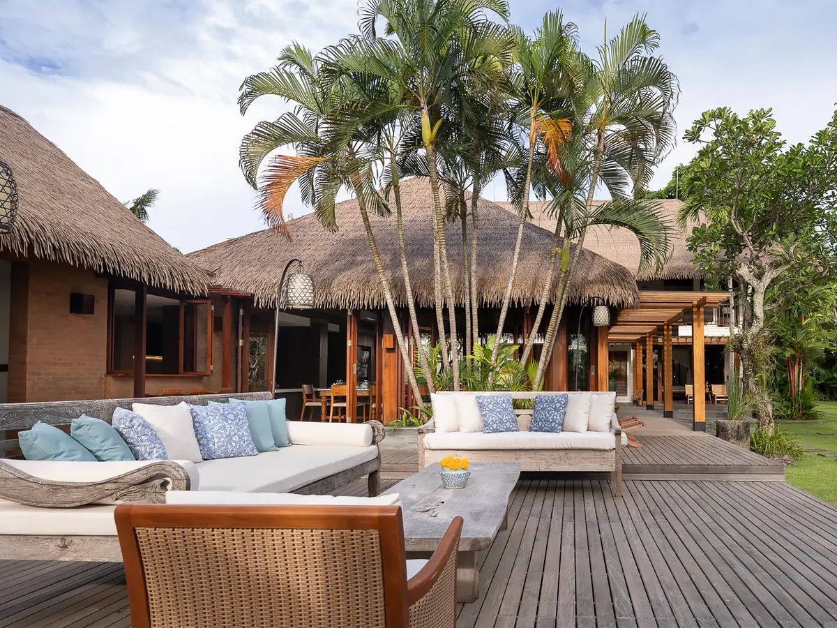 Villa Bangkuang - Sun Couch Loungers