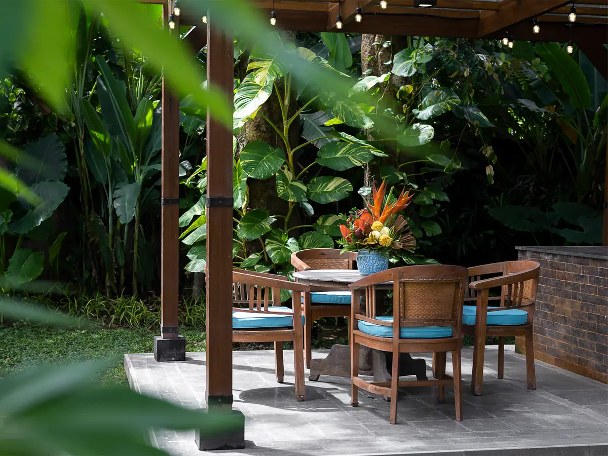 Villa Bangkuang - Outdoor Dining Area