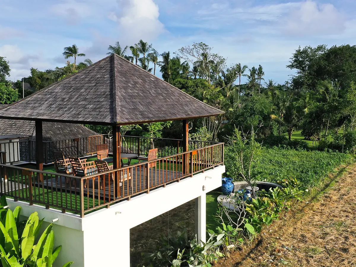 Villa Bangkuang - Balcony Area with Mountain View