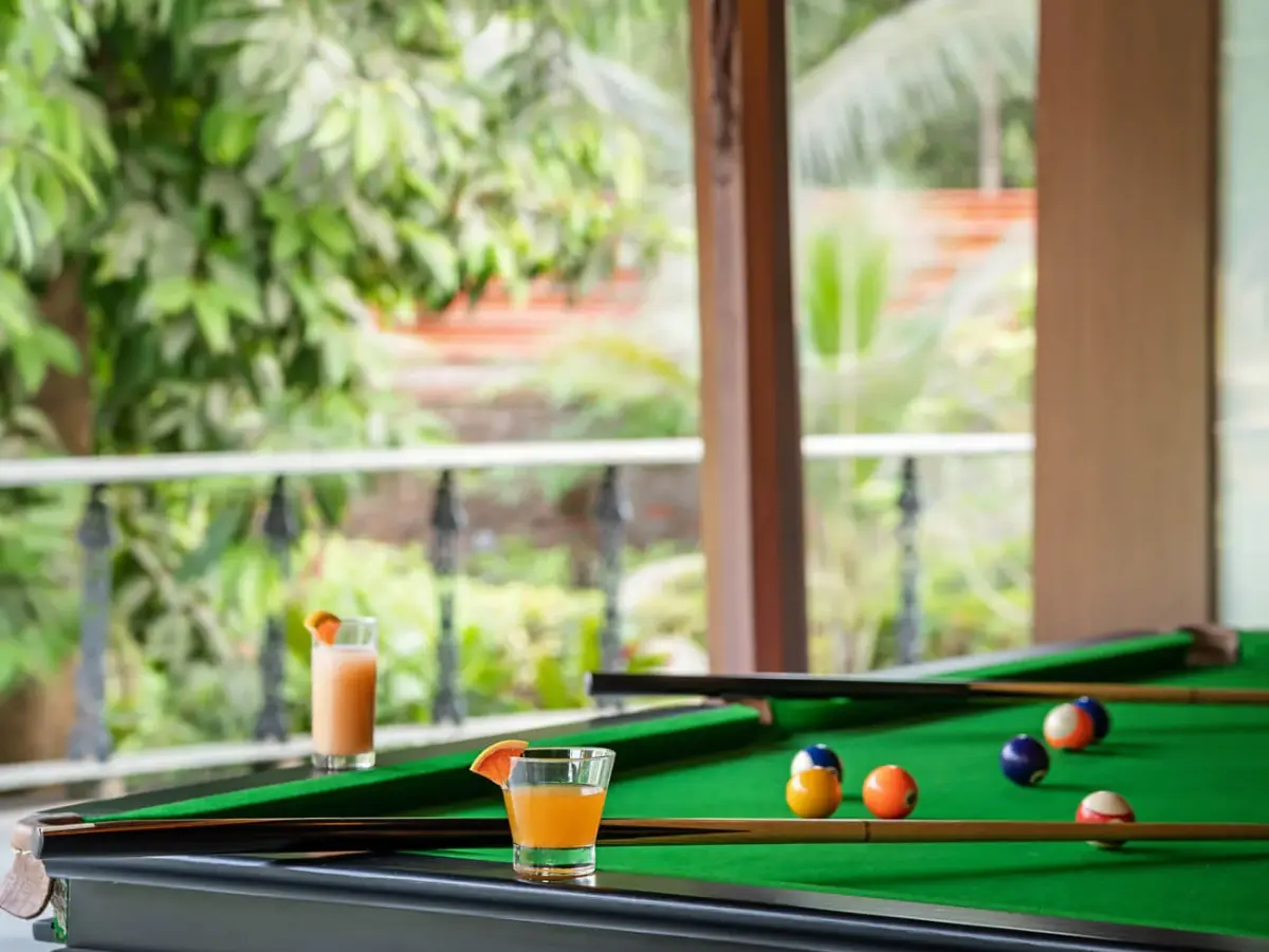 Villa Lani - Pool Table