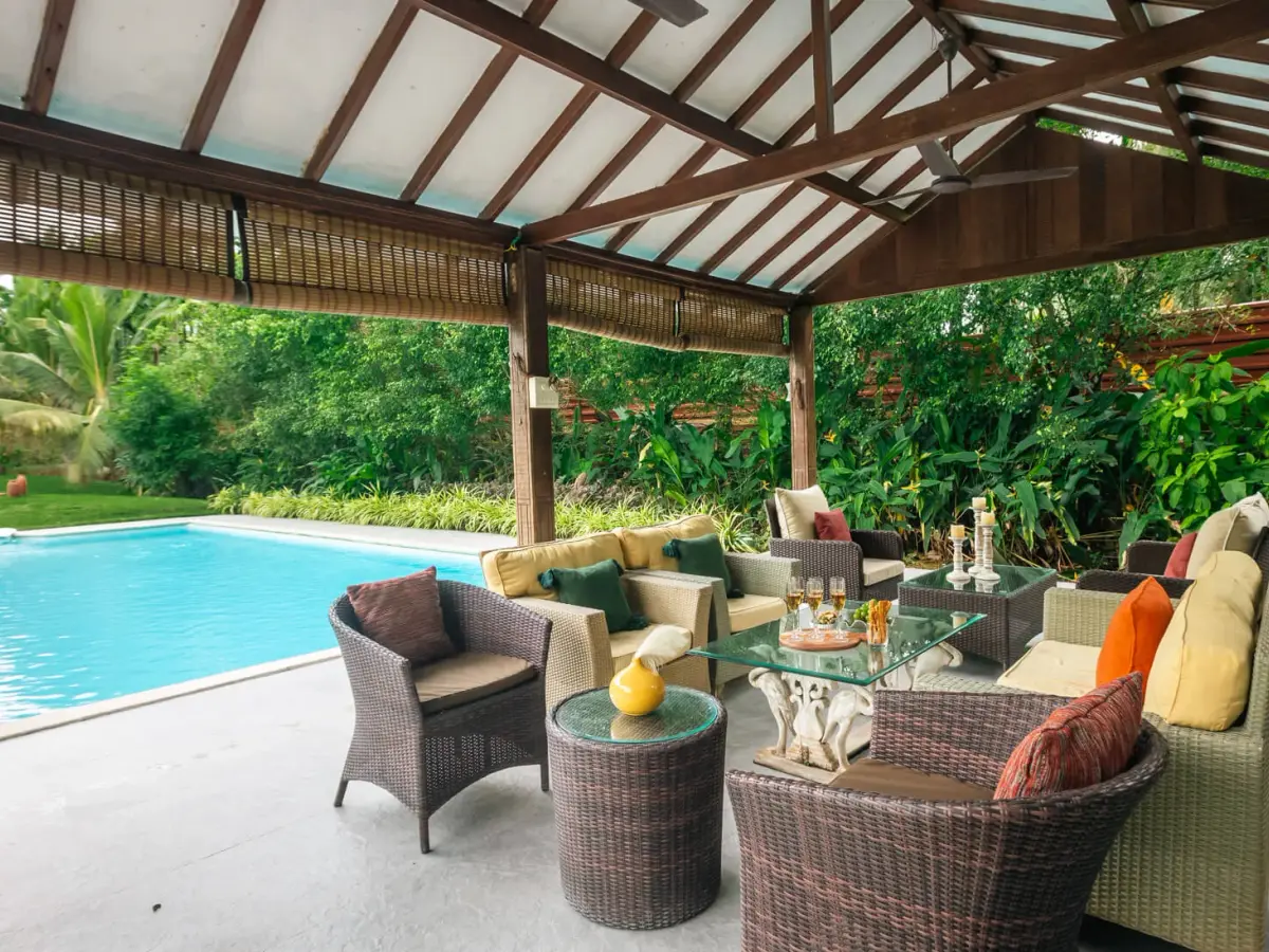 Villa Lani - Poolside drinks in Gazebo 
