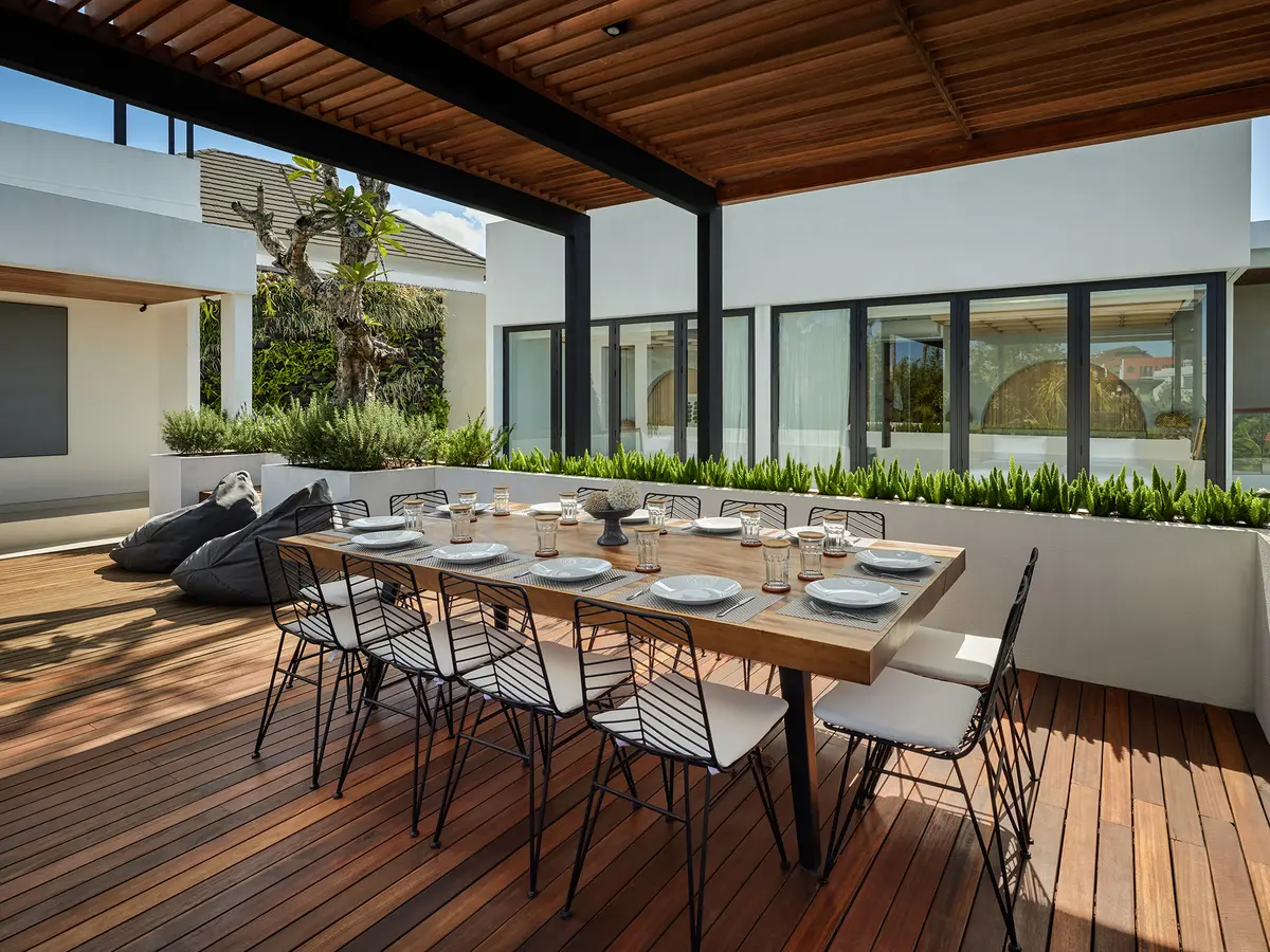 Villa Nini Elly - Alfresco dining by the terrace