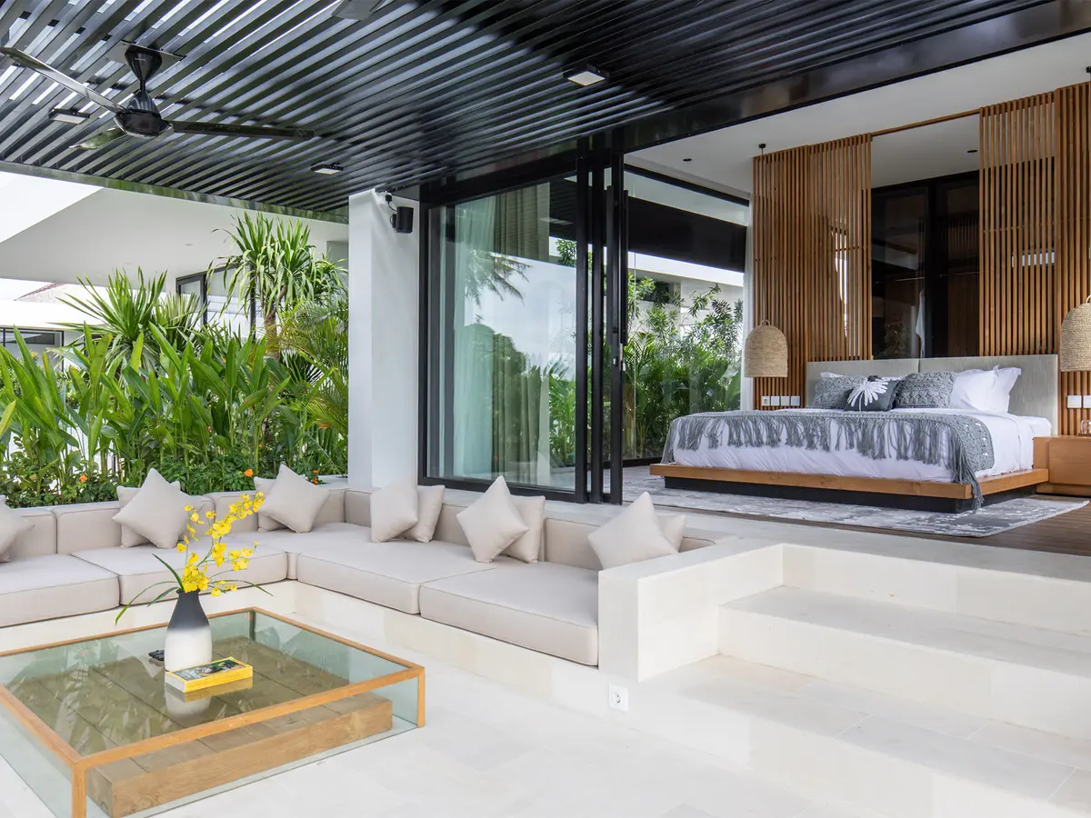 Villa Norbu - Relaxing guest bedroom terrace sala