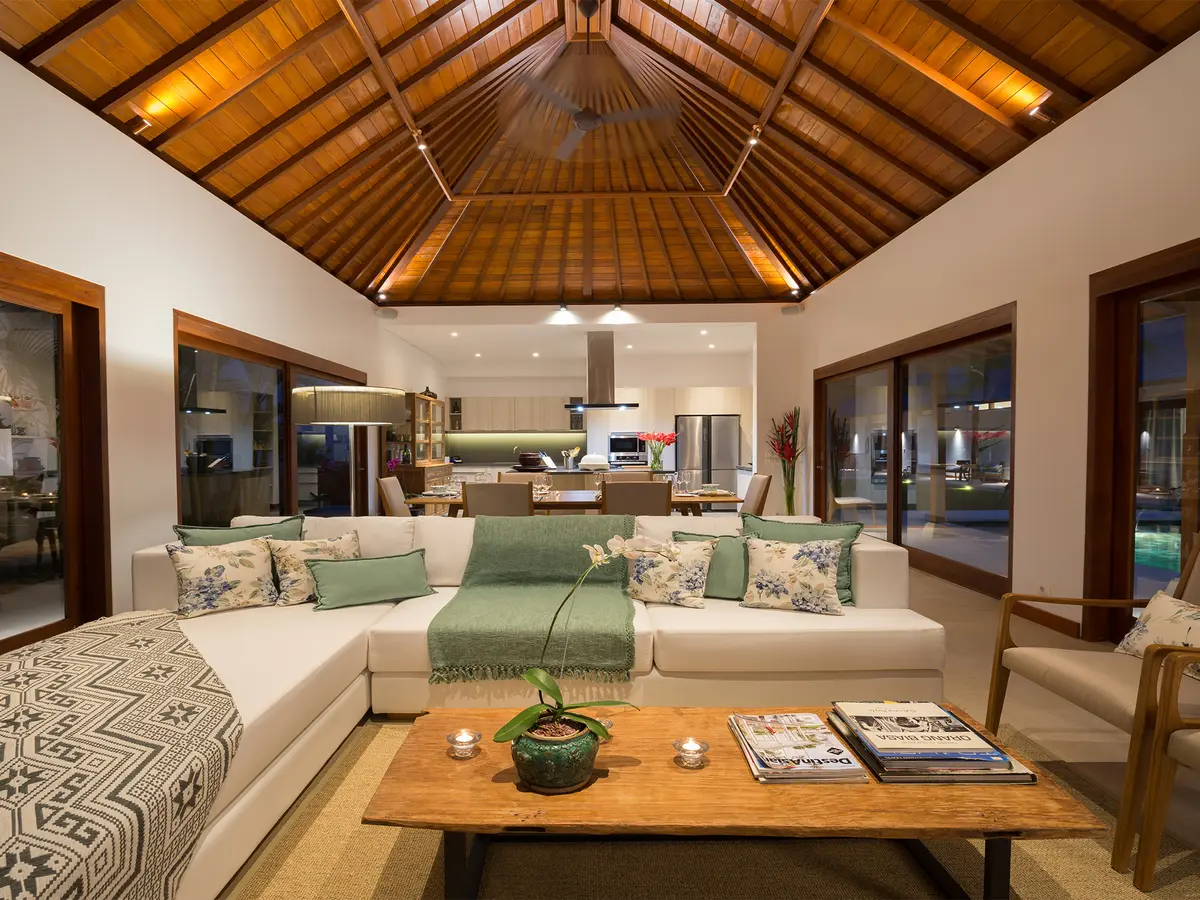 Sol y Mar Intimate living spaces for laid-back evenings