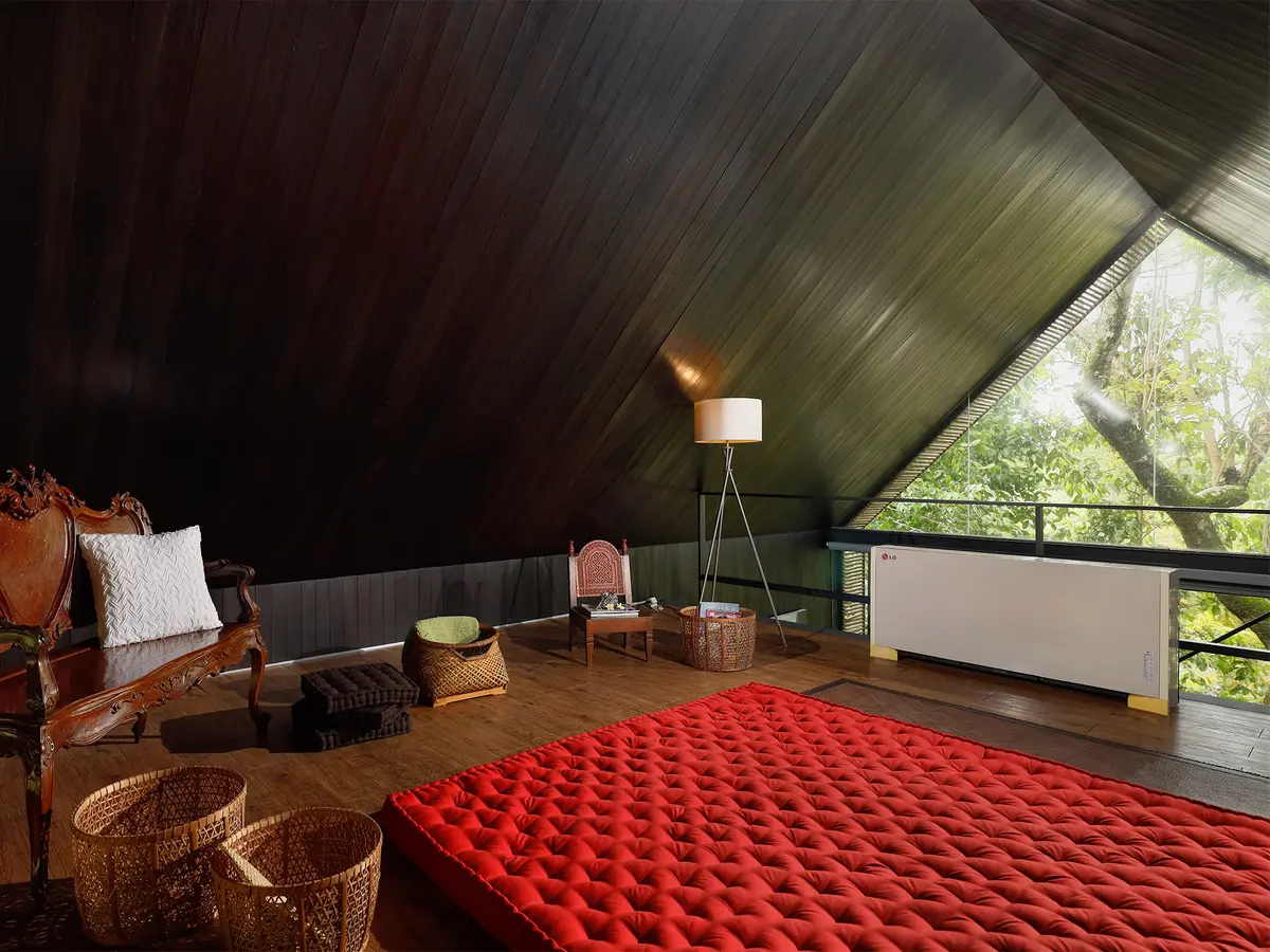 Villa Svarga - Restful attic room