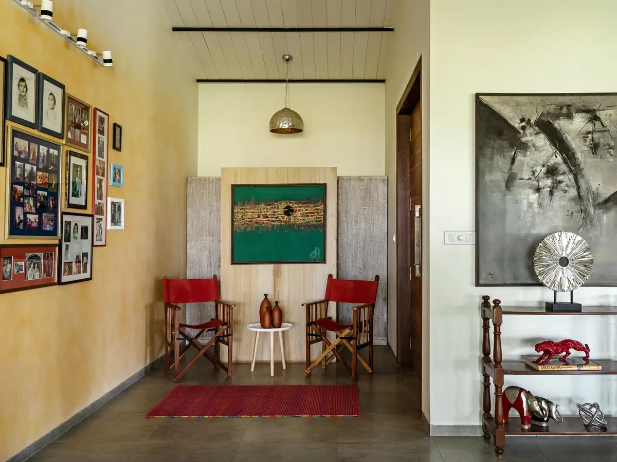 Vinayalam - Foyer