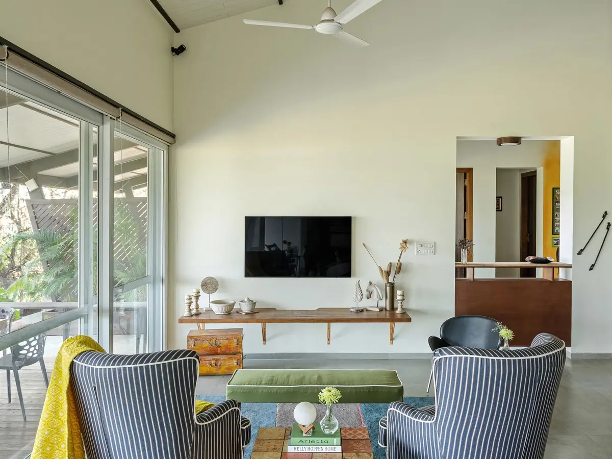 Vinayalam - Living Area