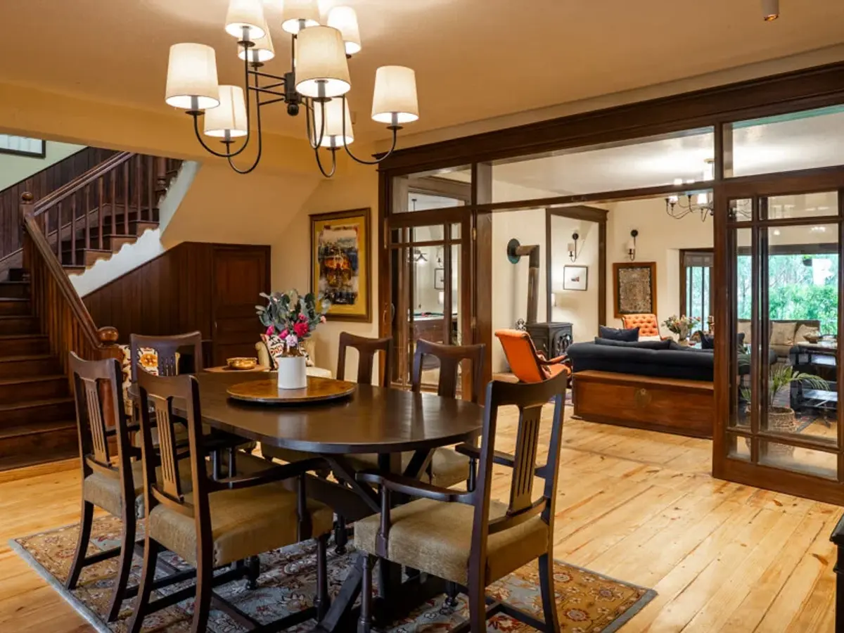Wakefield Estate - Dining Area
