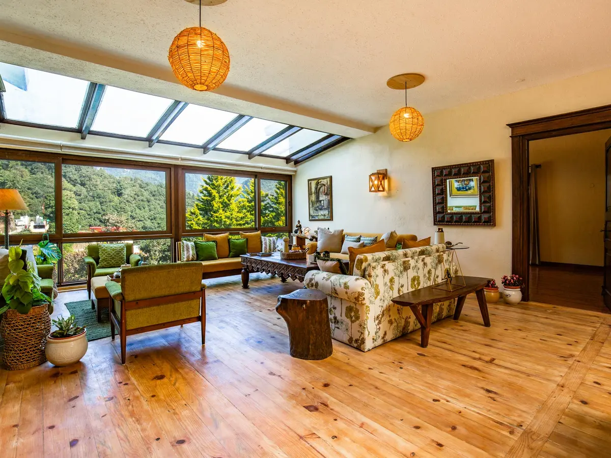Wakefield Estate - Living Seating Area