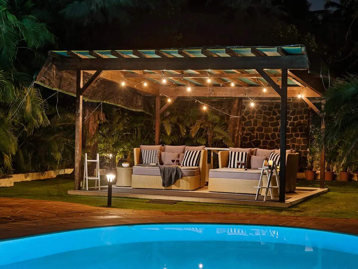 Waves - Gazebo at night