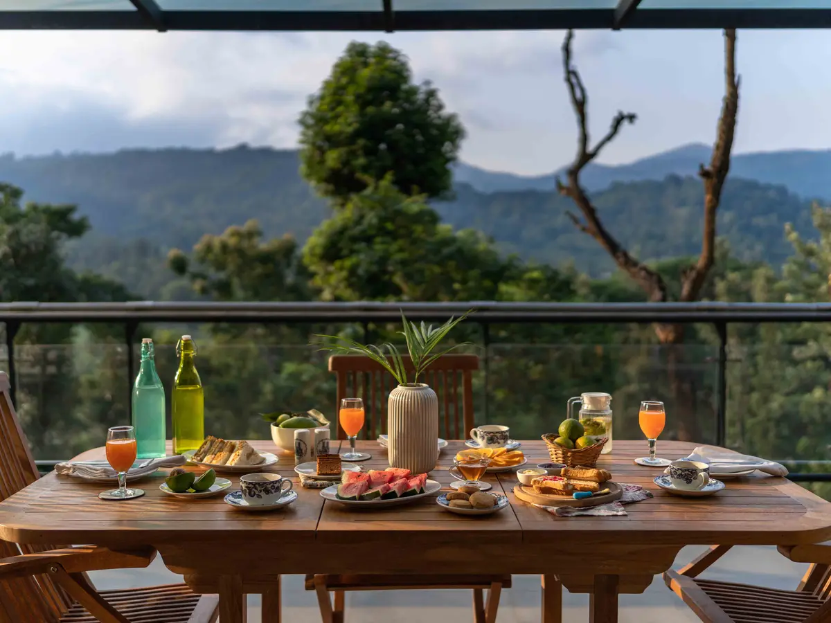 Whispering Waters Villa - Balcony Dining